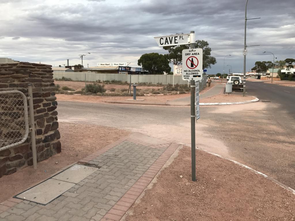 Cave Place Units Coober Pedy Dış mekan fotoğraf